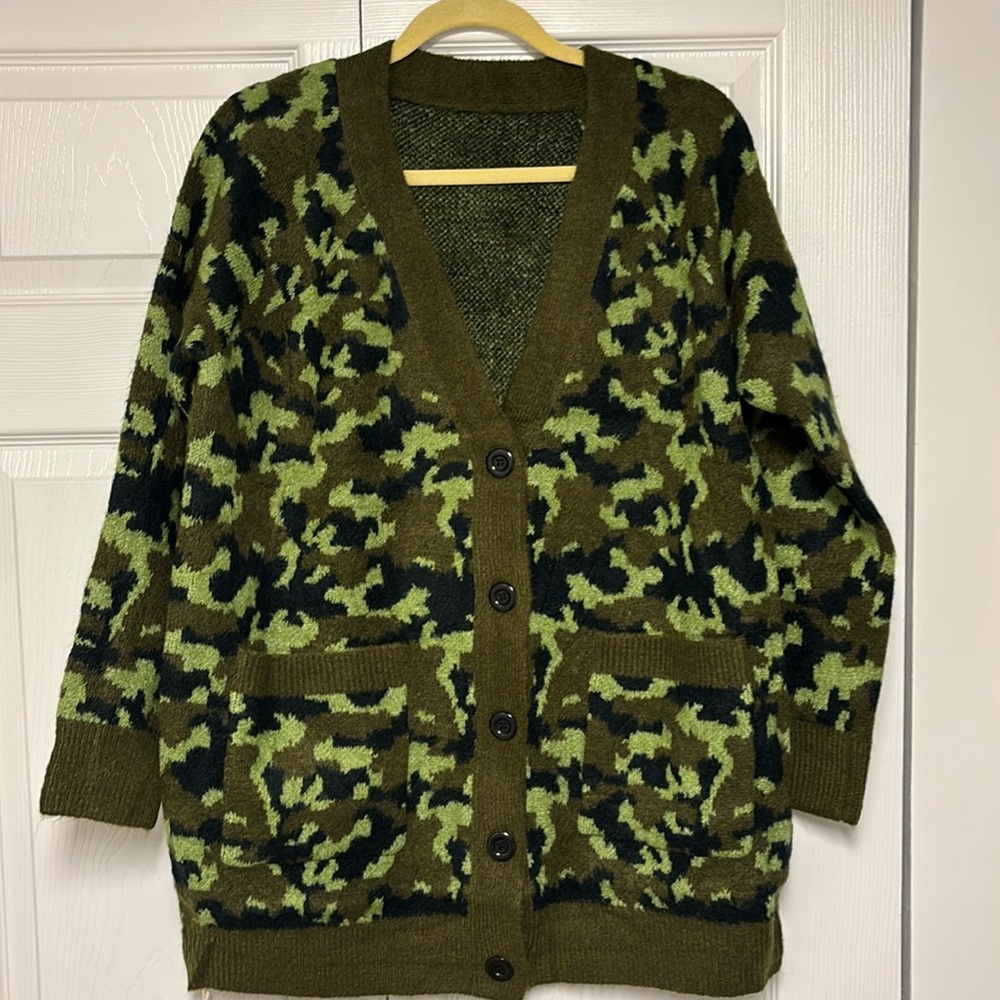 Fadivo Camo cardi